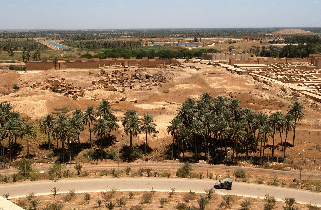 https://pixabay.com/fr/photos/hillah-irak-paysage-désert-nature-80384/